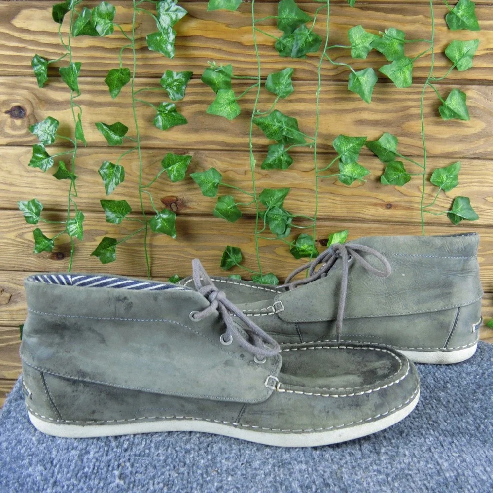 UGG Kaldwell Men 10.5 Gray‎ Leather Chukka Boots Casual Lace-Up Moc Toe Comfort